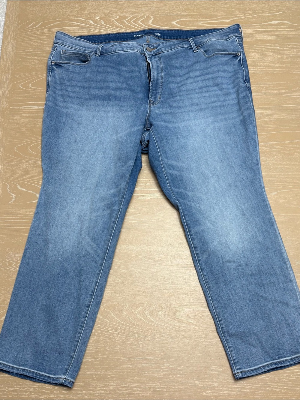 Old Navy Women's Straight-Leg Light Blue Jeans